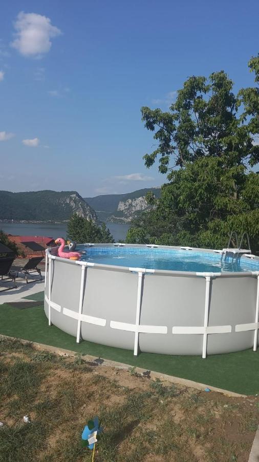 Casa De Vacanta Maga Дубова Экстерьер фото